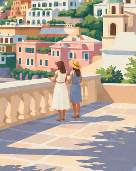 Die 2 Frauen beim Spaziergang, eine im weißen, eine im blauen Kleid, vor der Balustrade und den rosa Fassaden