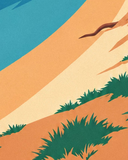 Les dunes de sable doré et leurs touffes d'oyats verts, face à la mer turquoise
