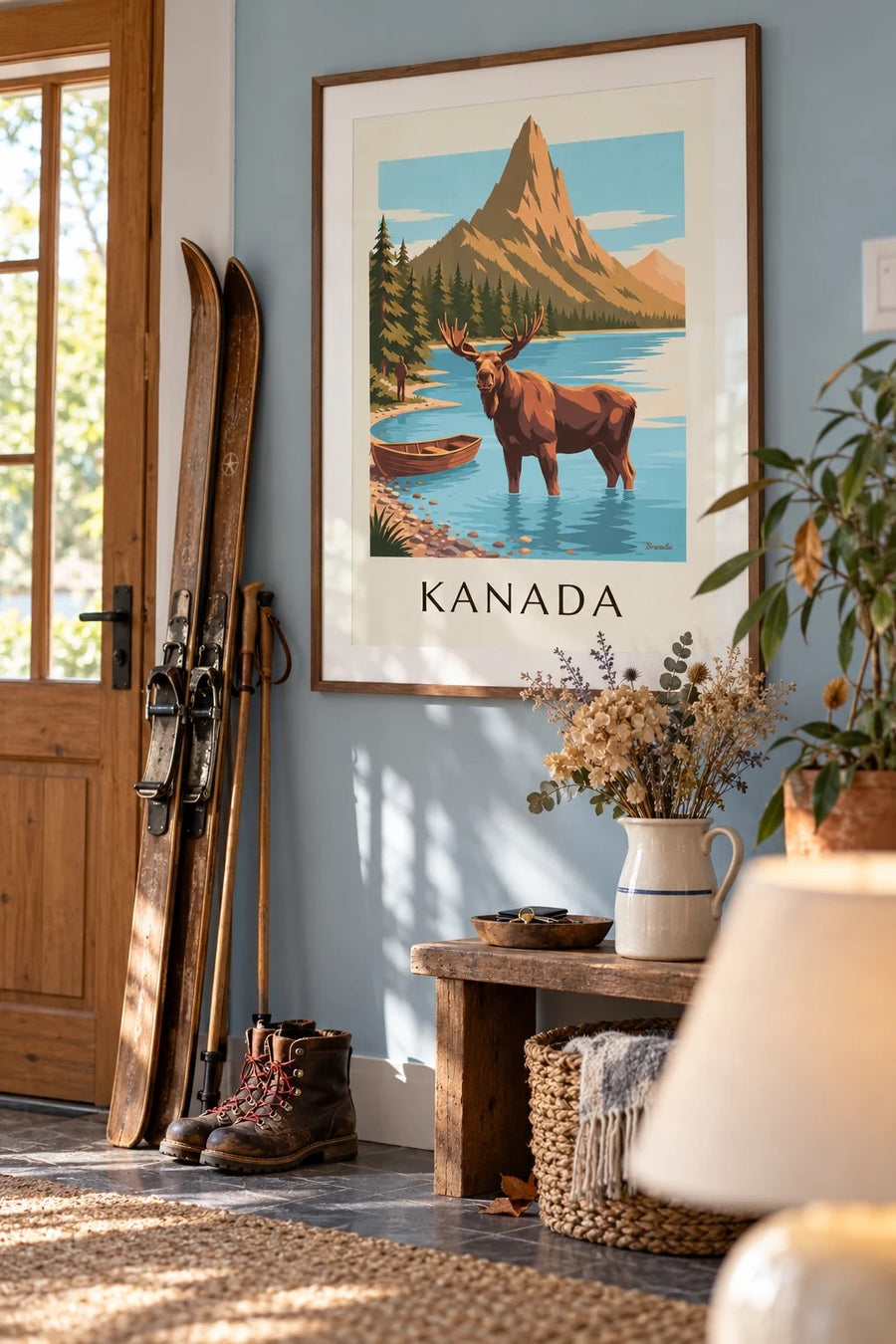 Poster Elch im See am Fuß der Berge Kanadas: gerahmt an der Wand