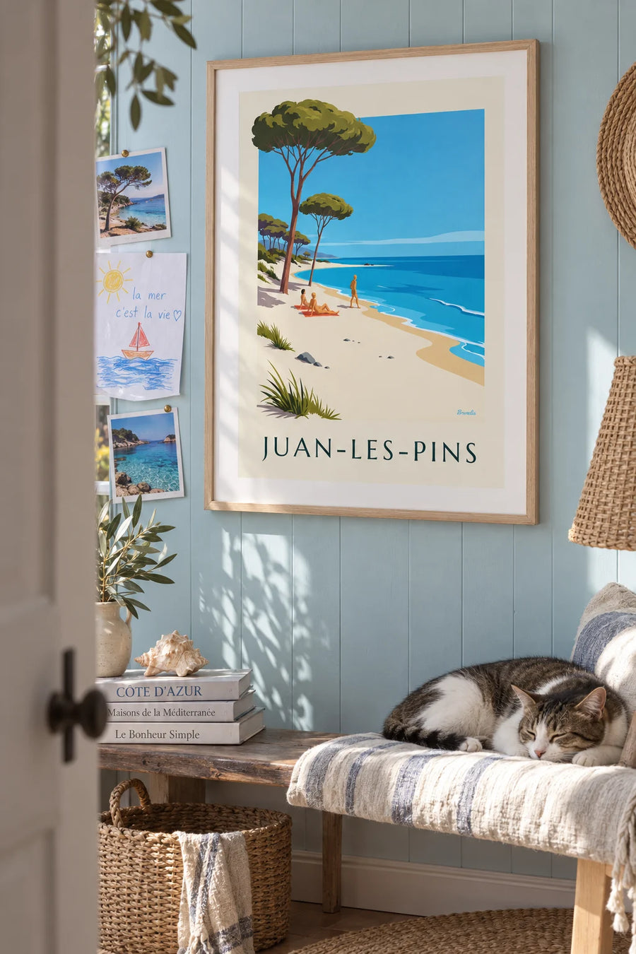 Affiche pinède et plage de Juan-les-Pins : encadrée au mur