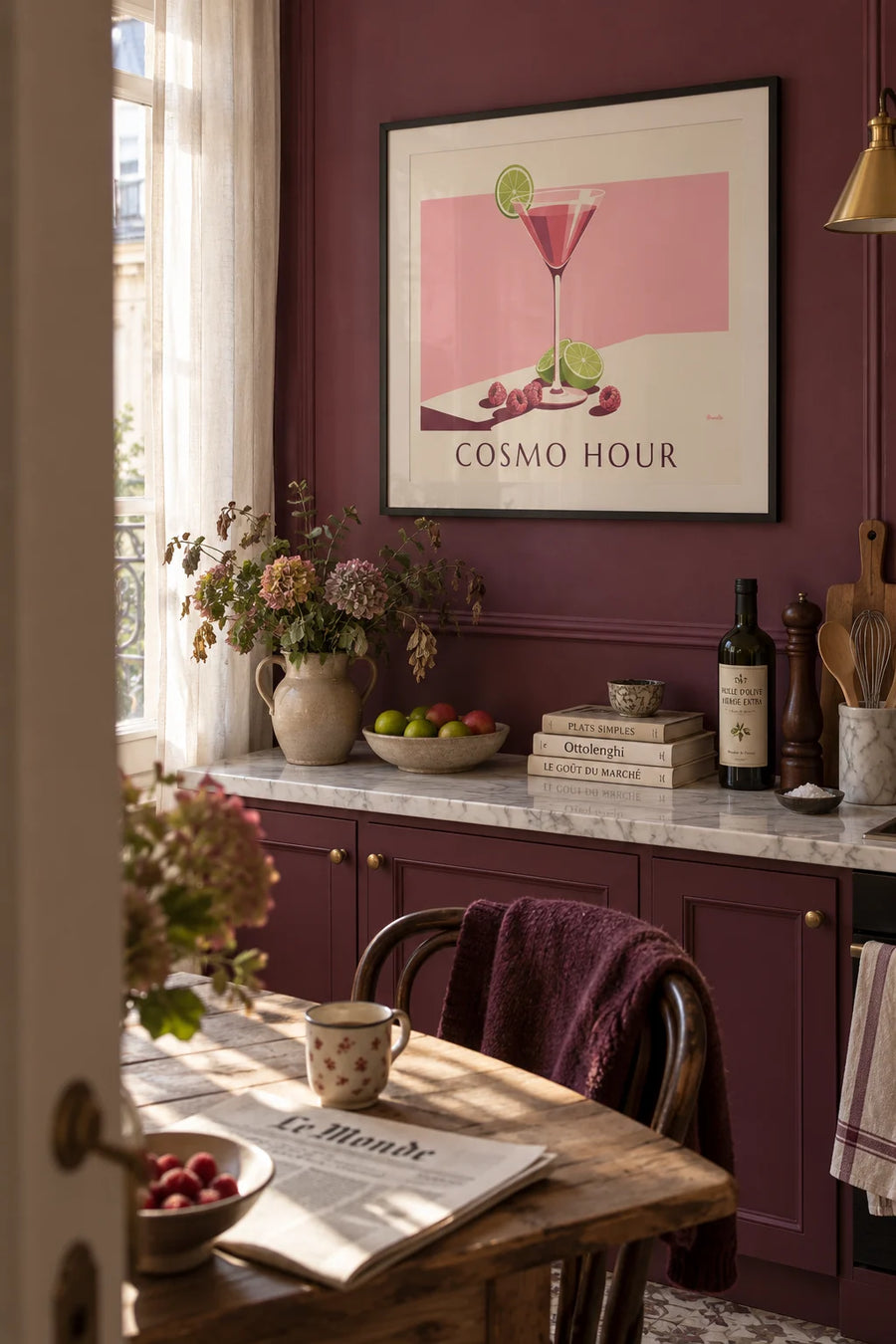 Affiche cocktail Cosmopolitan à la framboise et citron vert : encadrée au mur