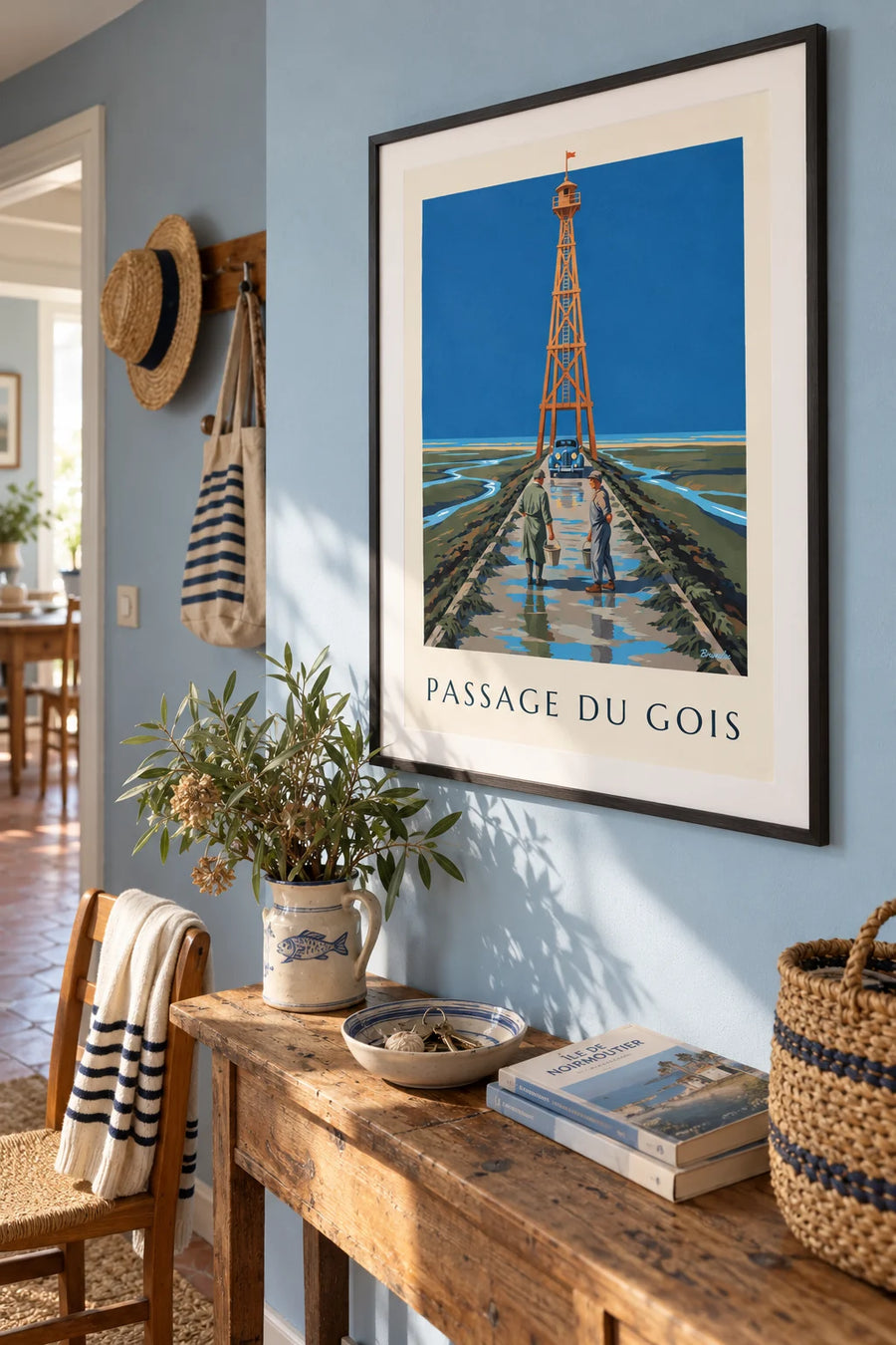 Poster Rettungsbake und Muschelsucher auf dem Passage du Gois: gerahmt an der Wand
