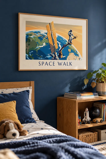 Poster Astronaut auf dem Roboterarm einer Raumstation: gerahmt an der Wand