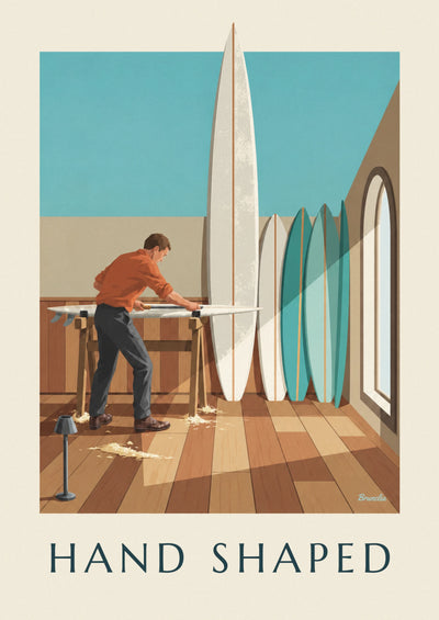 Poster Shaper beim Formen eines Surfbretts in seiner Werkstatt: das ganze Poster